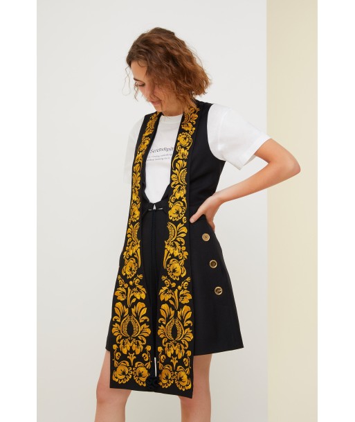 Embroidered lapel velvet gilet soldes